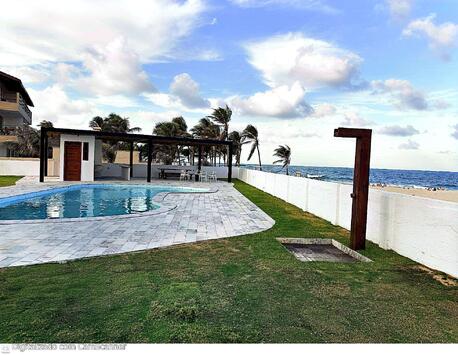 Casa para Aluguel - PORTO DAS DUNAS (BEACH PARK) - AV. DOS GOLFINHOS (BEIRA MAR)